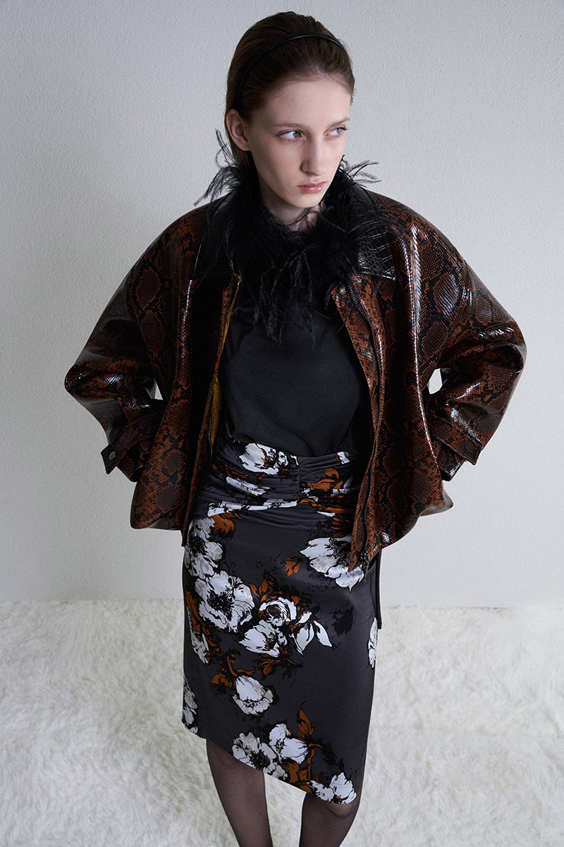 ROUCHED MIDI SKIRT